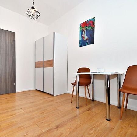 Apartamenty Mural Bielsko-Biała Exteriör bild